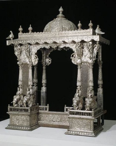 Shrine, late 18th-19th century, silver over wood, Dallas Museum of Art, gift of David T. Owsley via the Alvin and Lucy Owsley Foundation