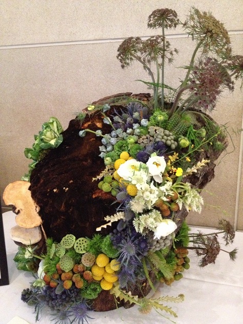 Floral arrangement inspired by Victor Higgins’ A Mountain Ceremony in the DMA’s collection