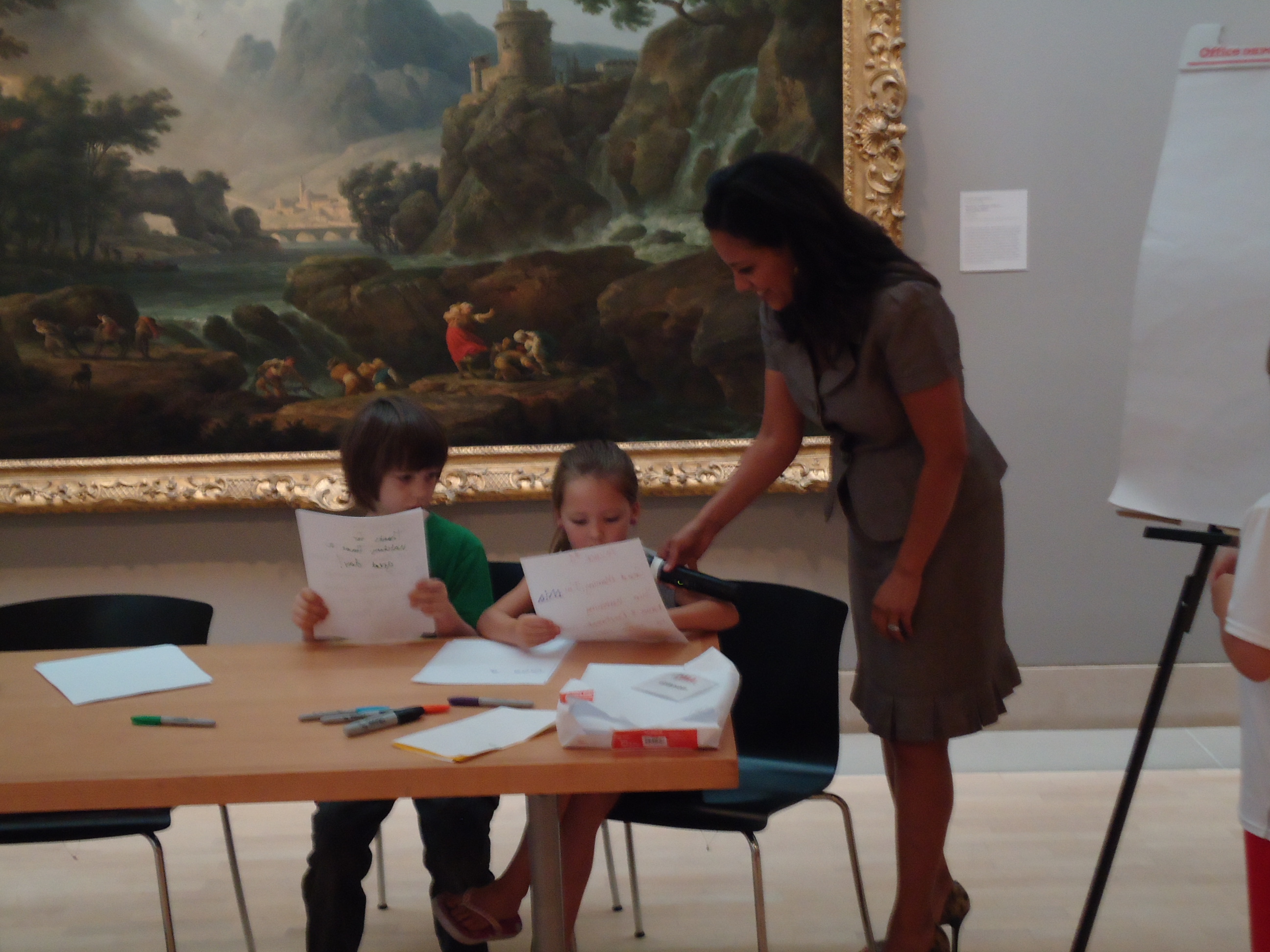 WFAA Channel 8's Cynthia Izaguirre sharing newscasting tips with summer campers