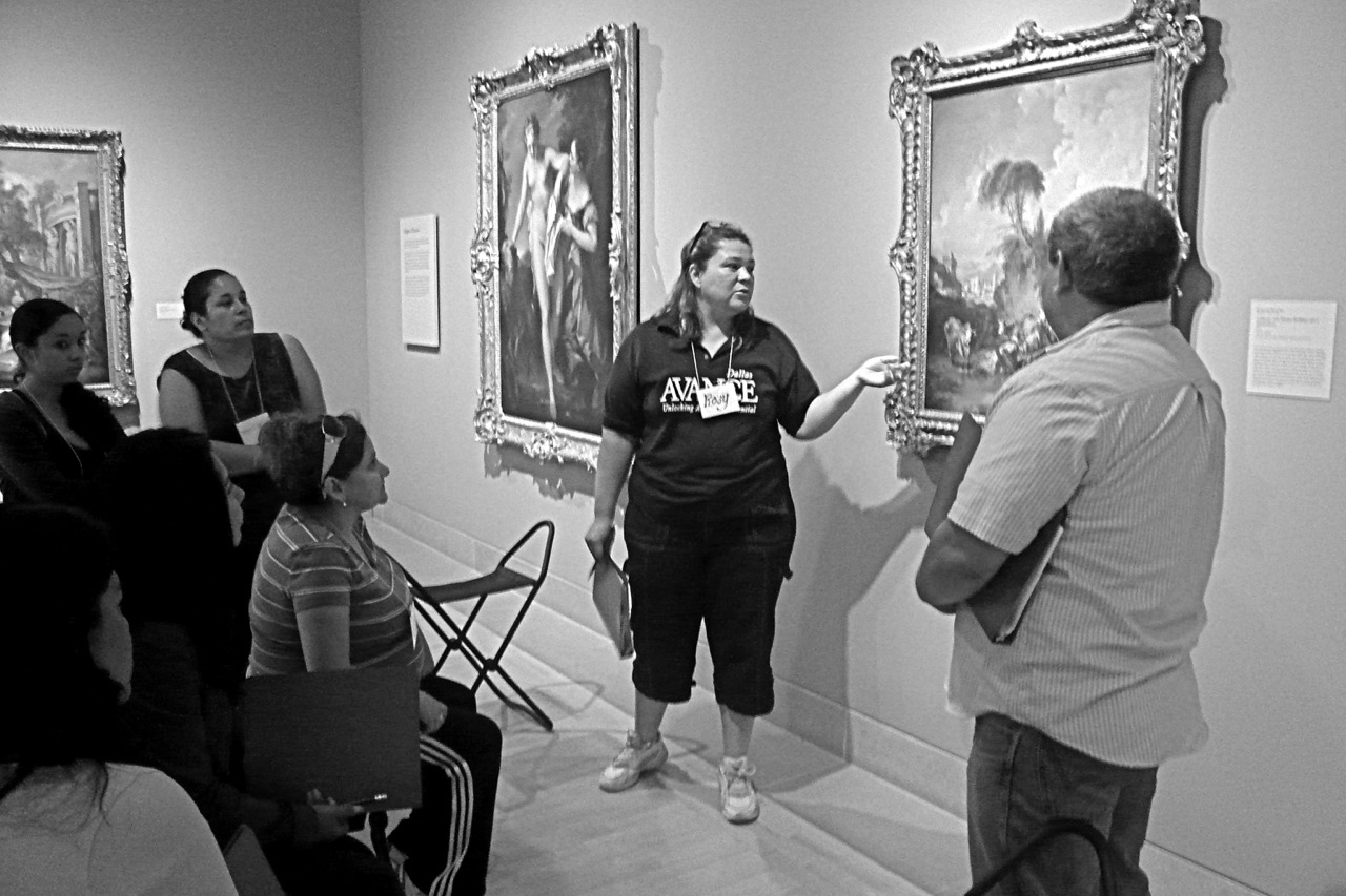 Rosy shares her insights about an 18th-century European painting during a group exercise early in the program.