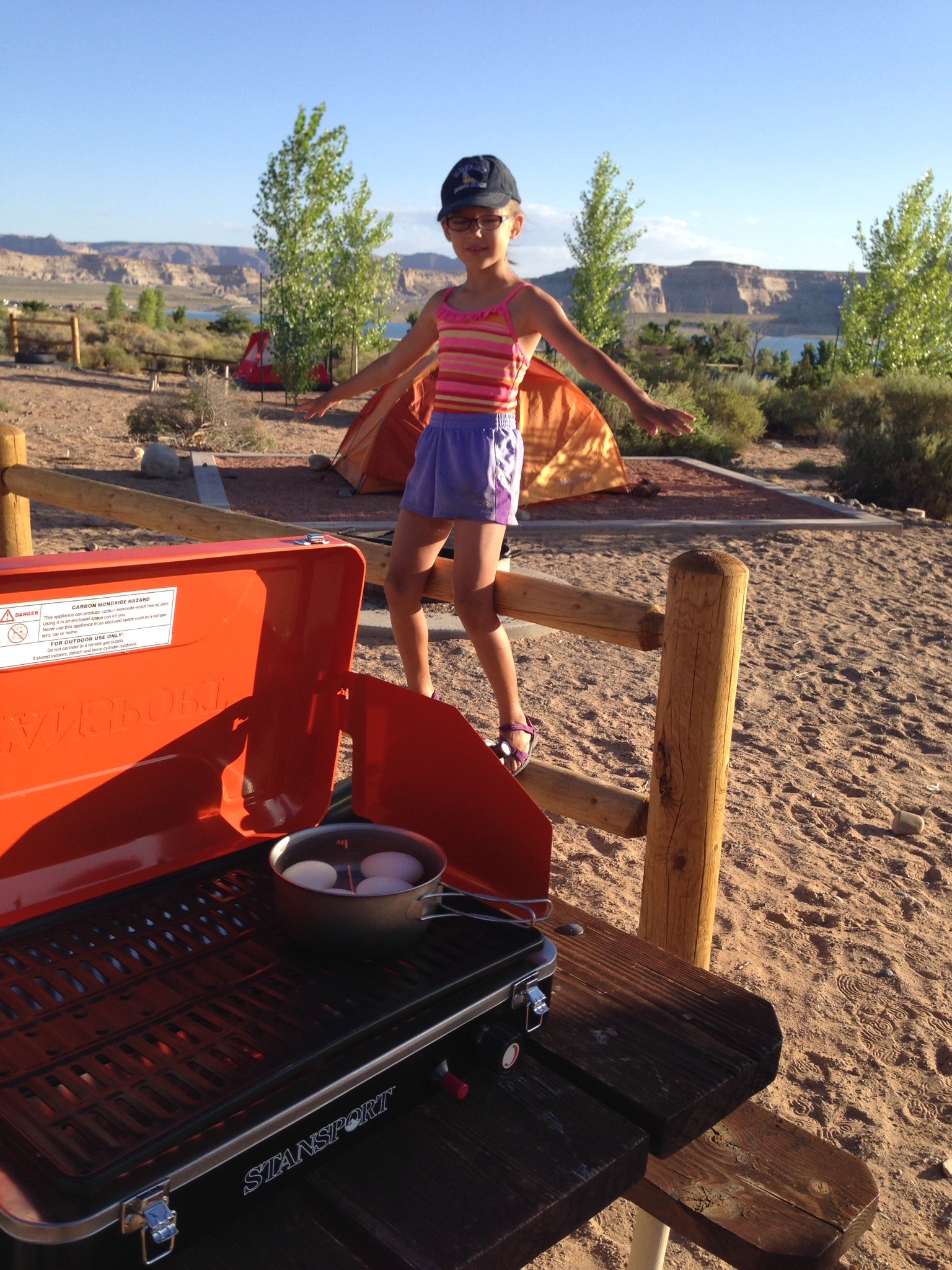 Jessica_Camping and balancing