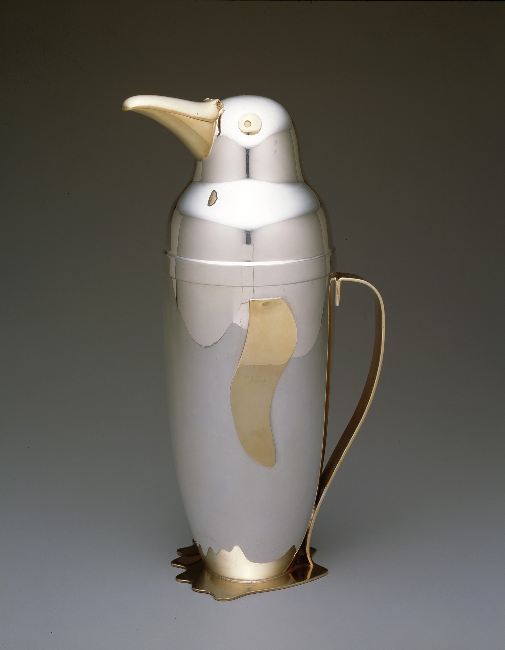 penguin-cocktail-shaker_2002-29-8-a-b